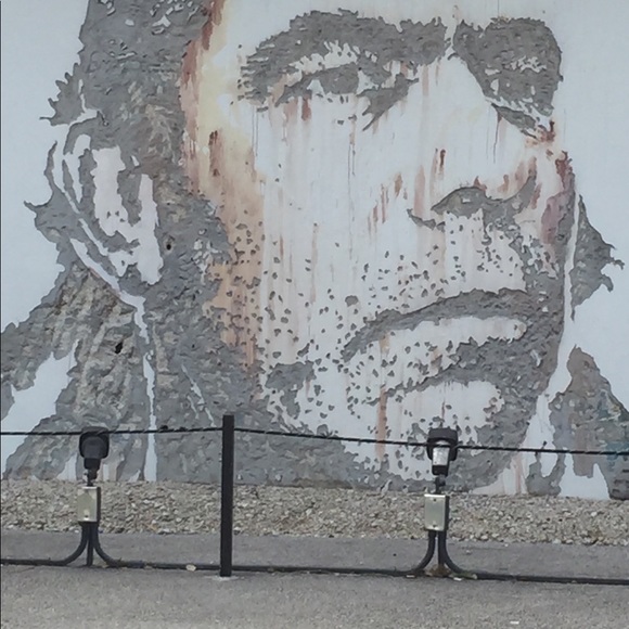 Meet your Posher, Aaron - Picture 1 of 1